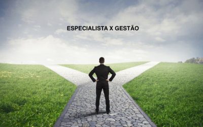 E agora o que devo fazer? Carreira de Especialista Técnica ou Gerencial?